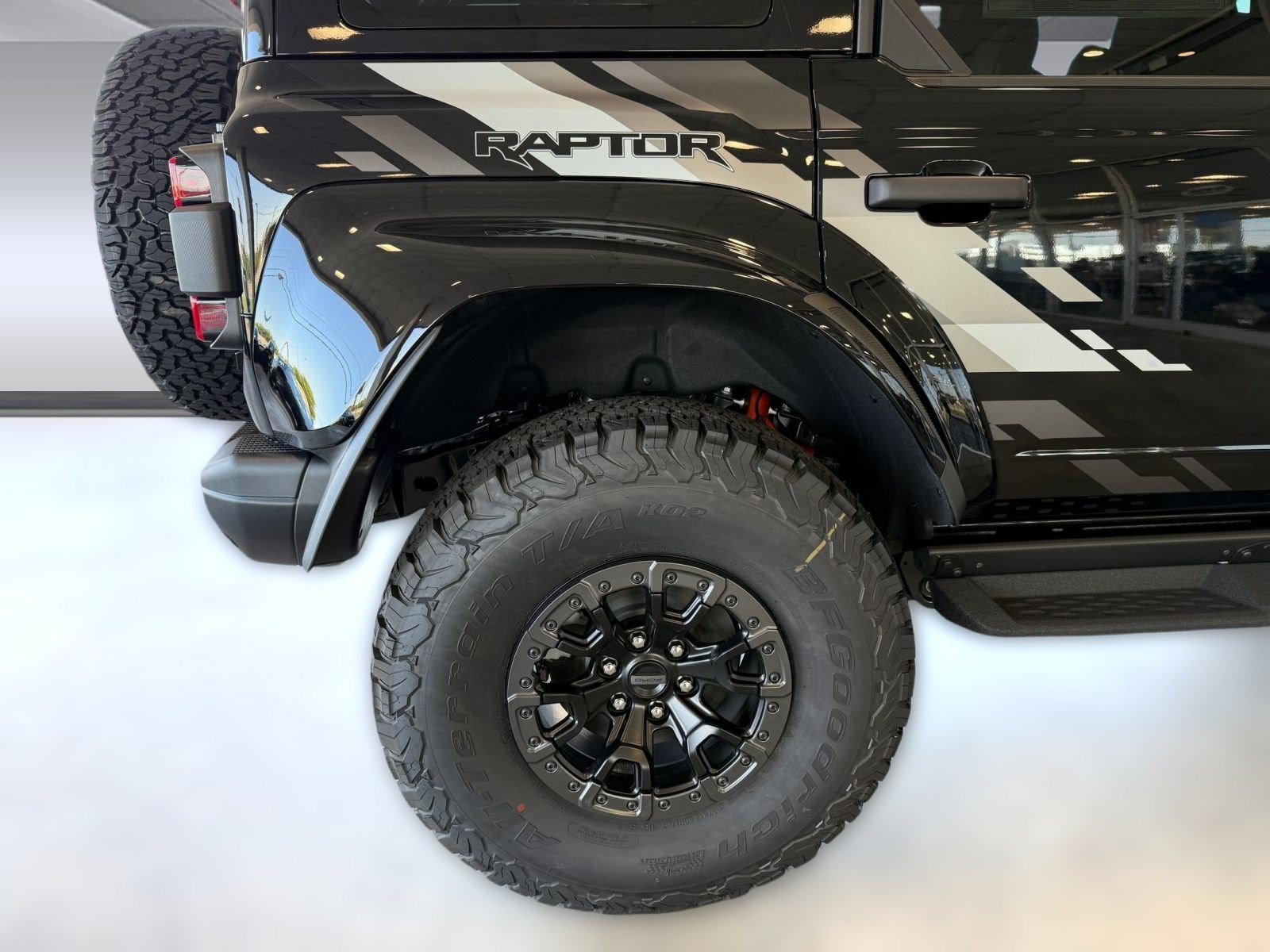 New 2026 Ford Bronco Raptor w/ Interior Carbon Fiber Pack AWD/4WD image 13