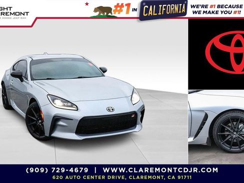 Used 2022 Toyota GR86 Premium w/ ALL Weather Mat Package (TMS) RWD image 1
