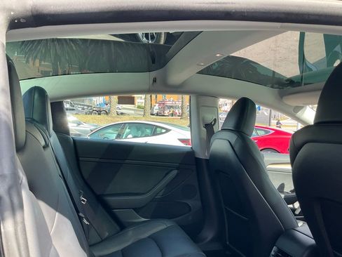 Used 2023 Tesla Model 3 Standard Range image 51