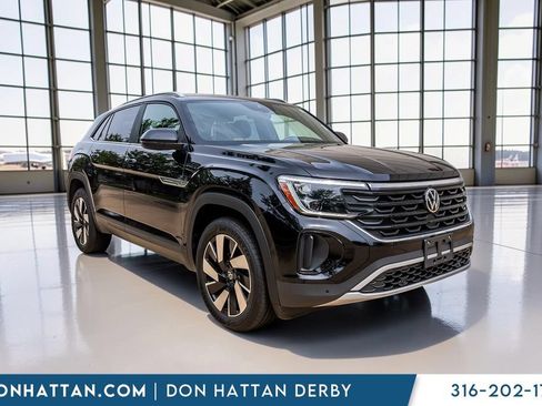 Used 2024 Volkswagen Atlas Cross Sport SE AWD/4WD image 40