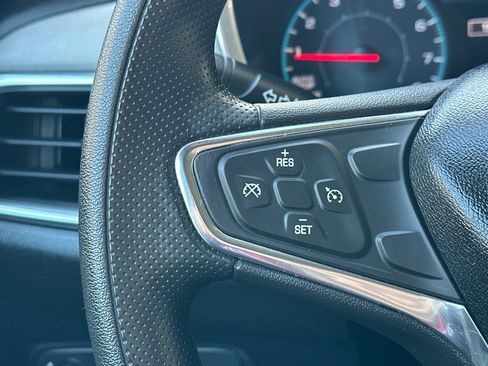 Certified 2019 Chevrolet Equinox LS image 31