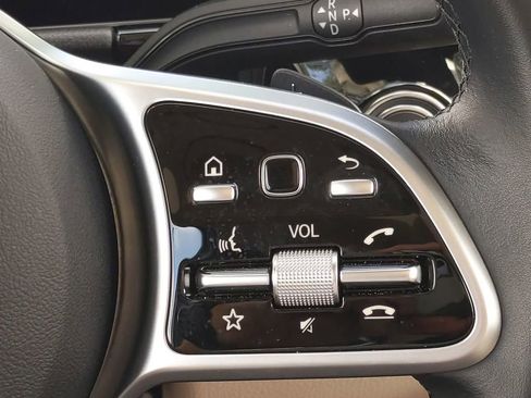 Certified 2021 Mercedes-Benz GLA 250 4MATIC image 23