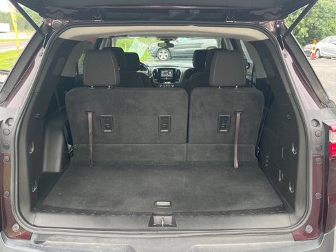 Used 2018 Chevrolet Traverse LT FWD image 19