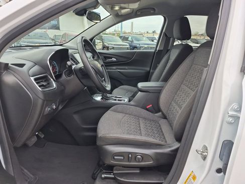 Certified 2024 Chevrolet Equinox LT image 11