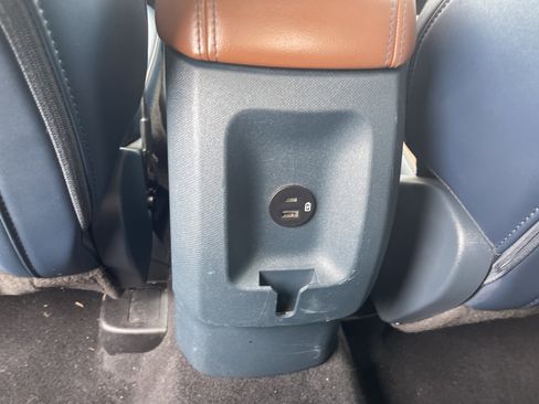 Used 2022 Ford Maverick Lariat image 16