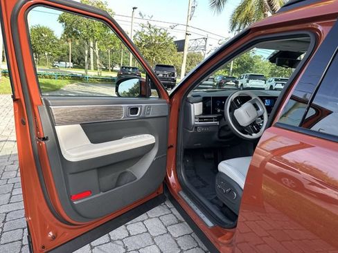 Used 2024 Hyundai Santa Fe Calligraphy FWD image 22