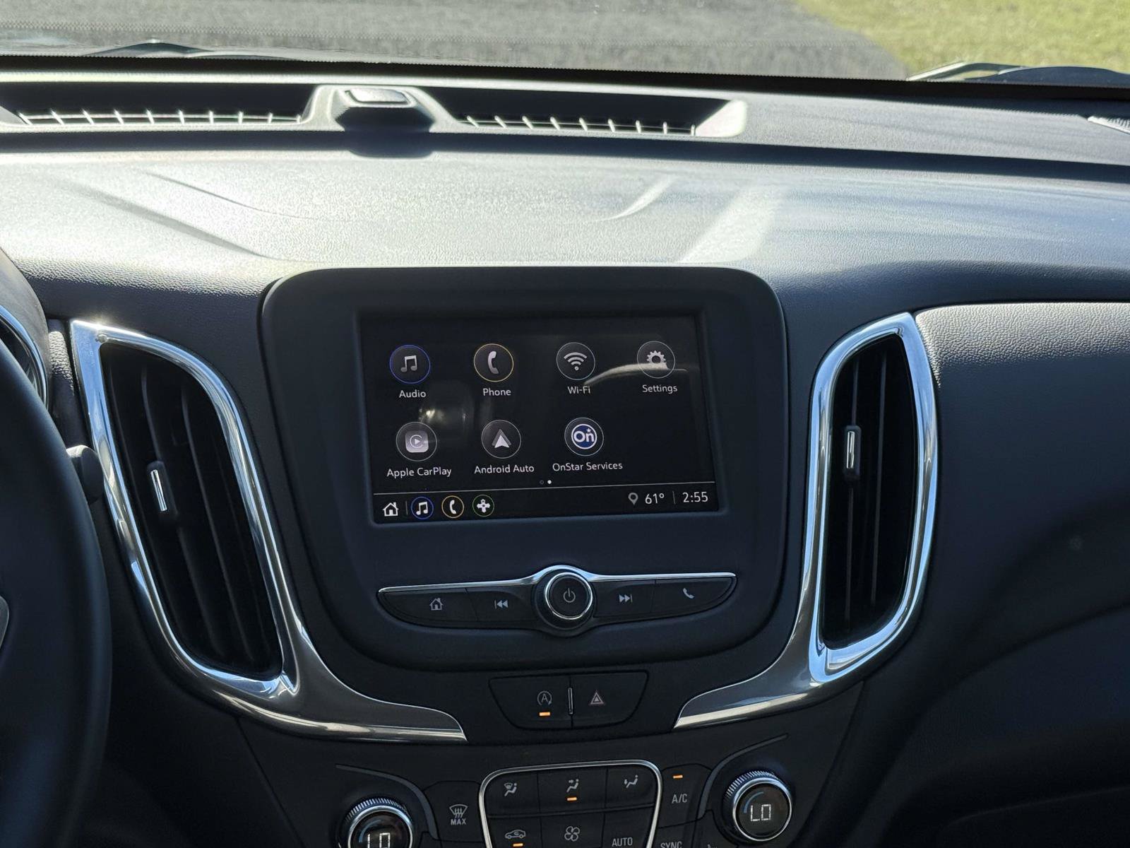 Used 2023 Chevrolet Equinox LT AWD/4WD image 10