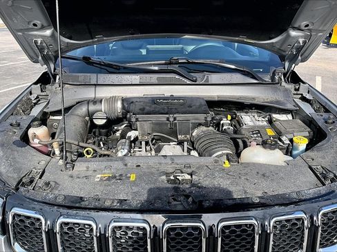 Used 2024 Jeep Compass Limited AWD/4WD image 29