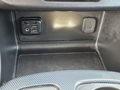 Used 2022 Chevrolet Colorado Z71 w/ Safety Package image 30