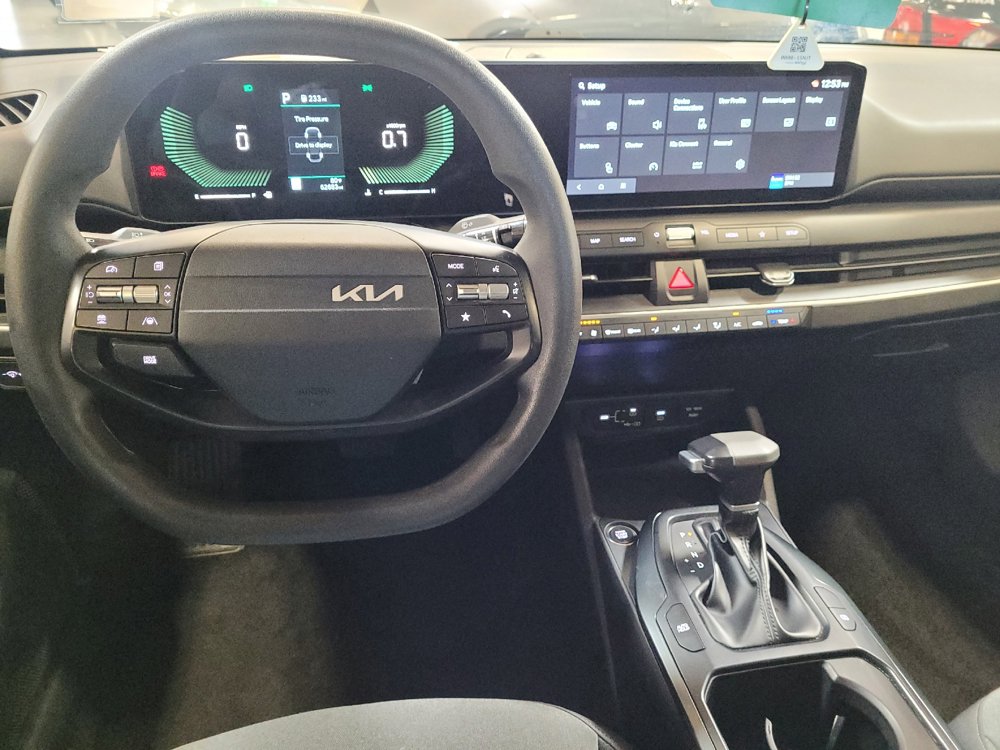 Used 2025 Kia K4 FWD image 22