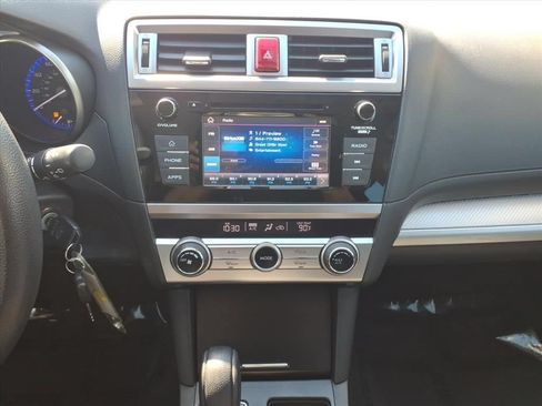 Used 2019 Subaru Outback 2.5i AWD/4WD image 27