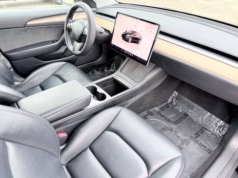 Used 2023 Tesla Model 3 Standard Range RWD image 15