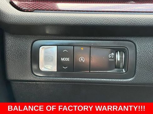 Used 2024 Chevrolet Traverse RS FWD image 21