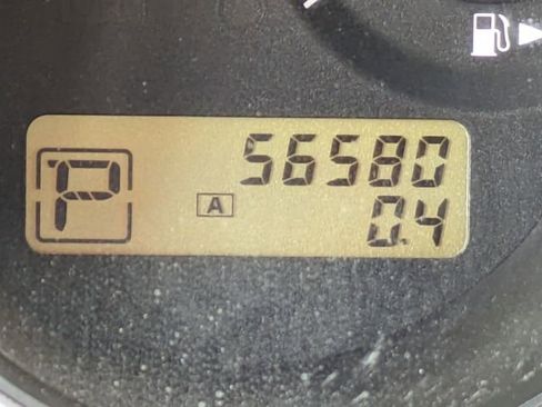 Used 2008 Nissan Versa SL w/ Convenience Pkg image 24