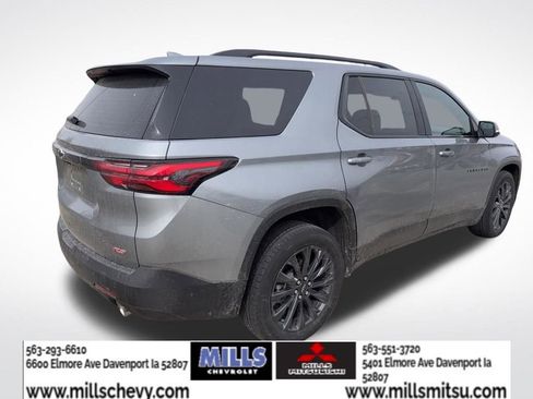 Used 2023 Chevrolet Traverse RS w/ LPO, Cargo Package image 3
