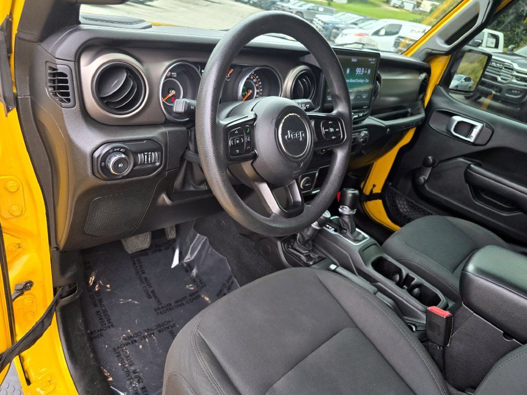 Used 2018 Jeep Wrangler Unlimited Sport AWD/4WD image 23