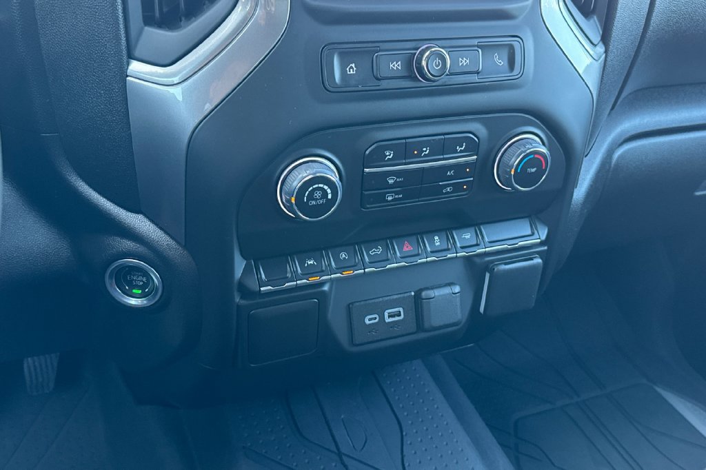Used 2025 Chevrolet Silverado 1500 Custom RWD image 22