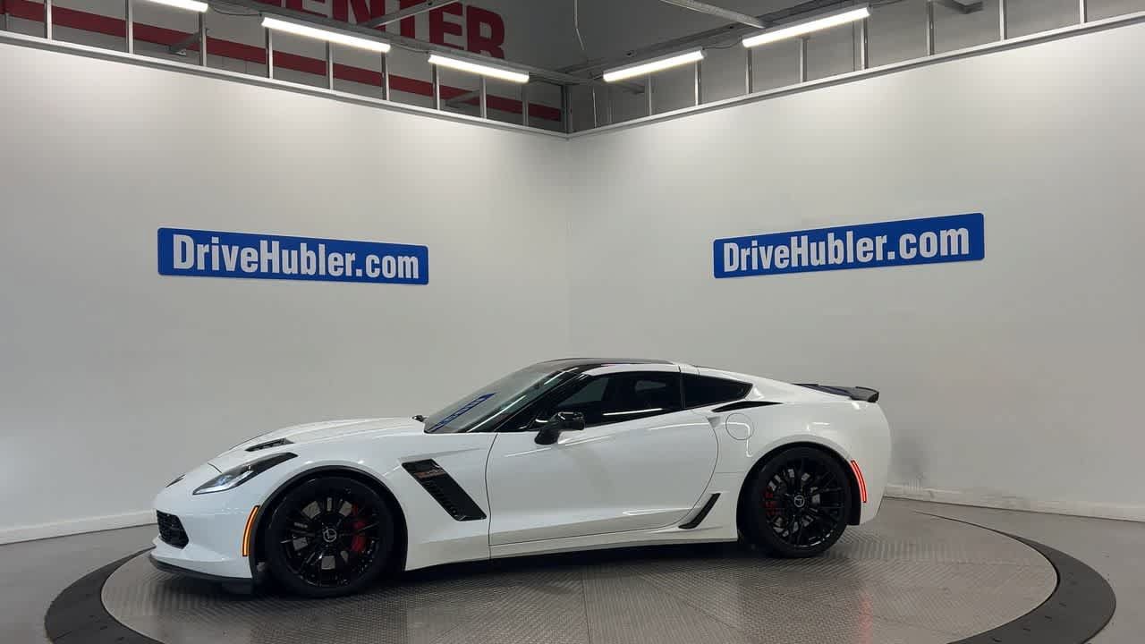 Used 2015 Chevrolet Corvette Z06 w/ 3LZ Preferred Equipment Group RWD image 7