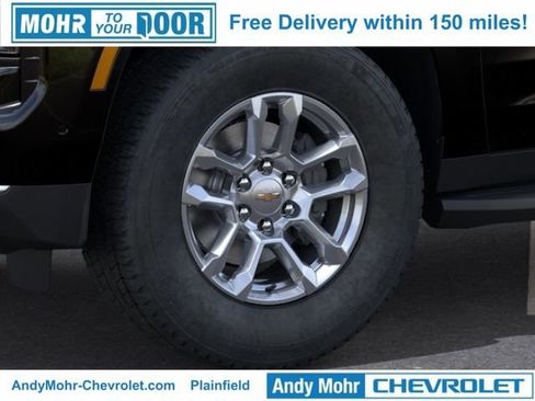 New 2026 Chevrolet Suburban LT w/ Comfort Package AWD/4WD image 11