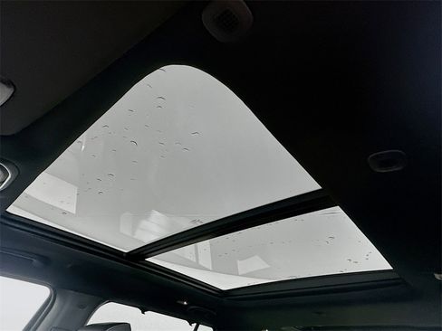 New 2025 Jeep Wagoneer L Series III image 14