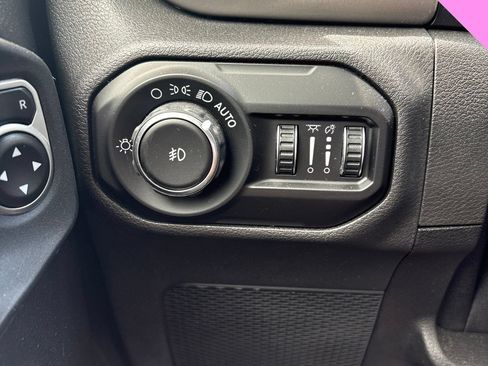 Used 2020 Jeep Wrangler Unlimited Sport AWD/4WD image 8