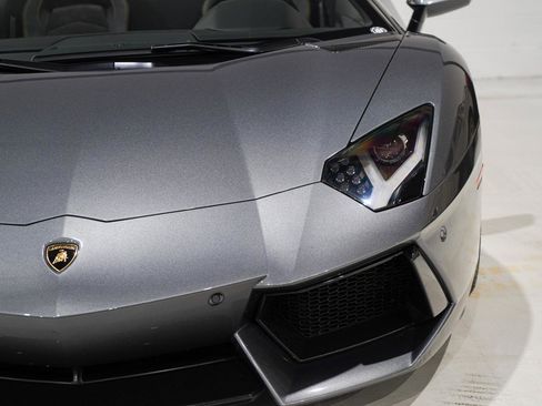 Used 2014 Lamborghini Aventador LP 700-4 image 29