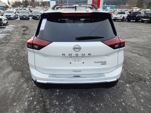 New 2026 Nissan Rogue Platinum image 7