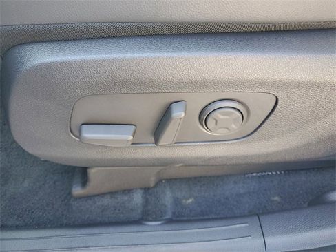 New 2026 Kia Carnival SX Prestige image 25