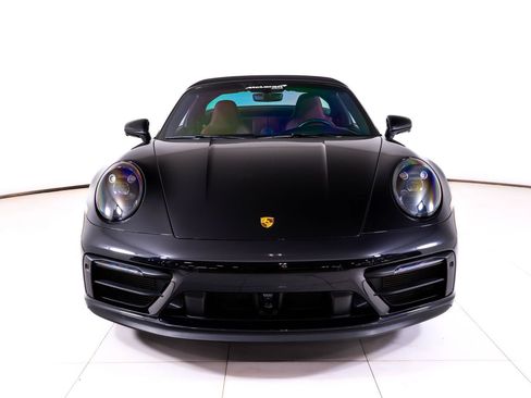 Used 2022 Porsche 911 Targa 4 GTS w/ Premium Package AWD/4WD image 8