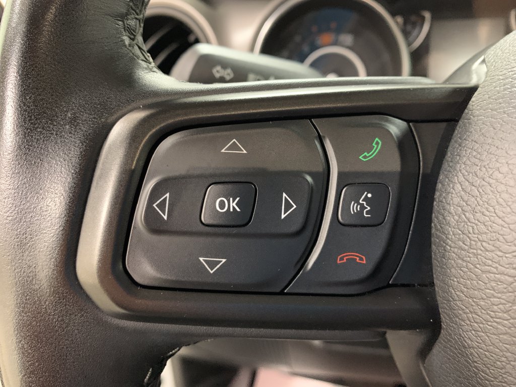 Used 2023 Jeep Wrangler Unlimited Sport AWD/4WD image 10