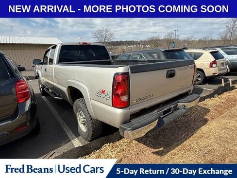 Used 2006 Chevrolet Silverado 2500 LT w/ Snow Plow Prep Package image 4
