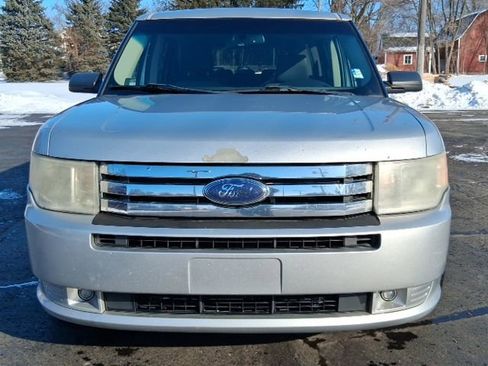 Used 2009 Ford Flex SE image 2