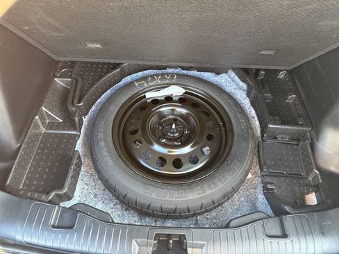 Used 2024 Ford Escape ST-Line image 7