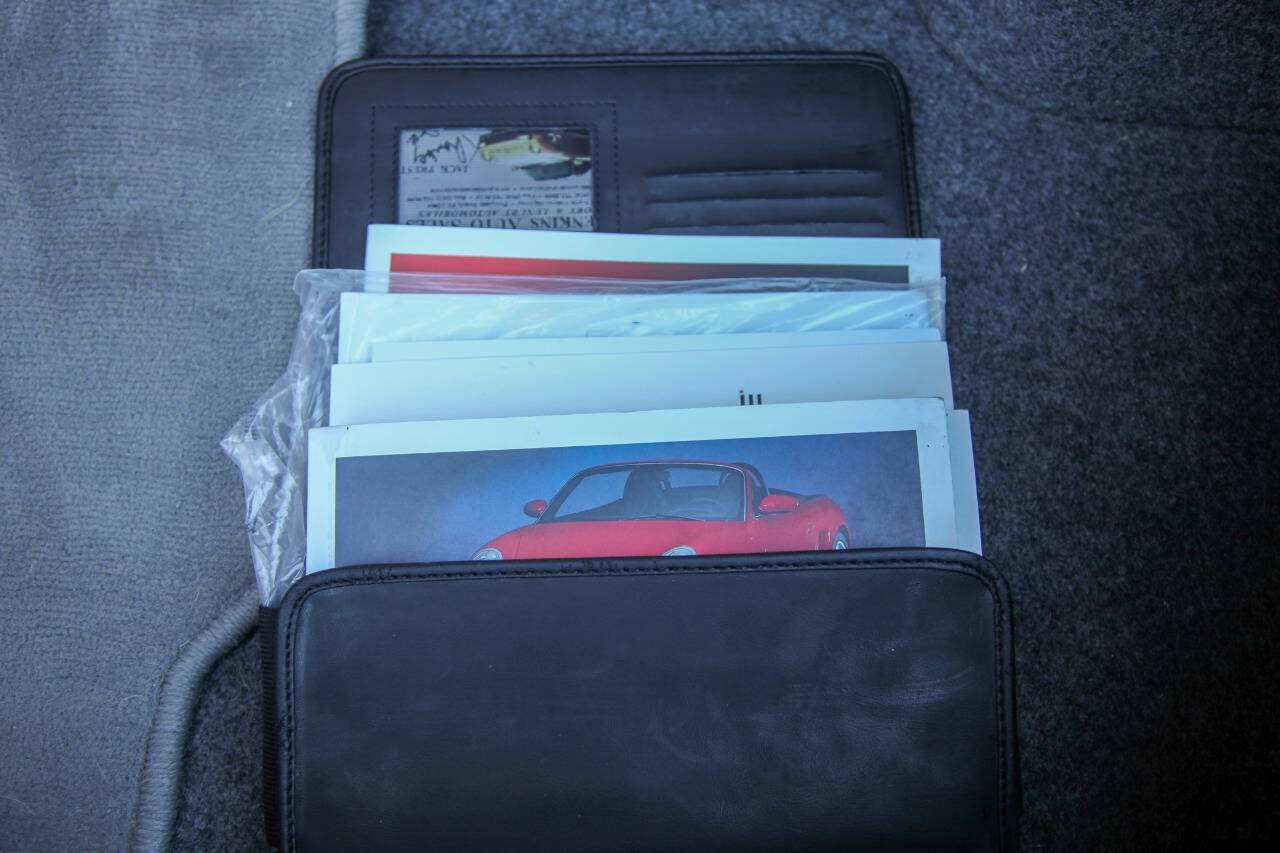 Used 2000 Porsche Boxster S RWD image 56