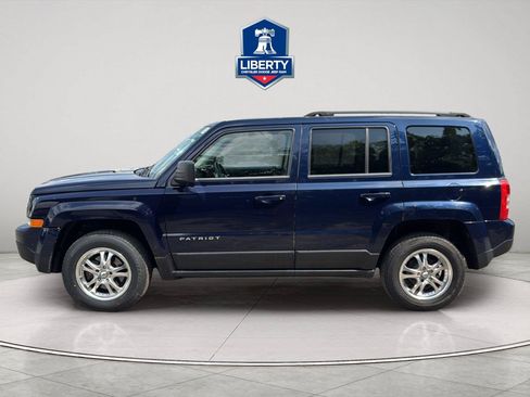 Used 2014 Jeep Patriot Sport w/ Power Value Group AWD/4WD image 5