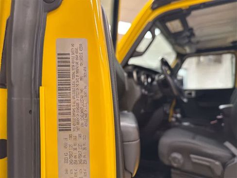 Used 2020 Jeep Wrangler Sport image 35