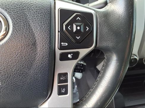 Used 2018 Toyota Tundra Limited image 24