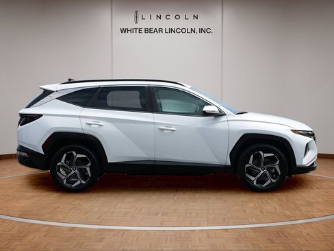 Used 2022 Hyundai Tucson SEL w/ Convenience + Premium Package AWD/4WD image 4