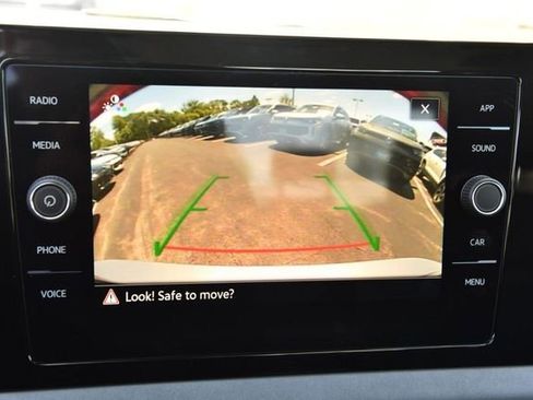 New 2026 Volkswagen Jetta SE FWD image 13