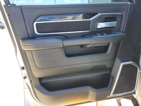 Used 2022 RAM 2500 Laramie AWD/4WD image 26