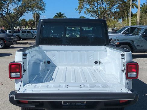New 2026 Jeep Gladiator Sport image 15