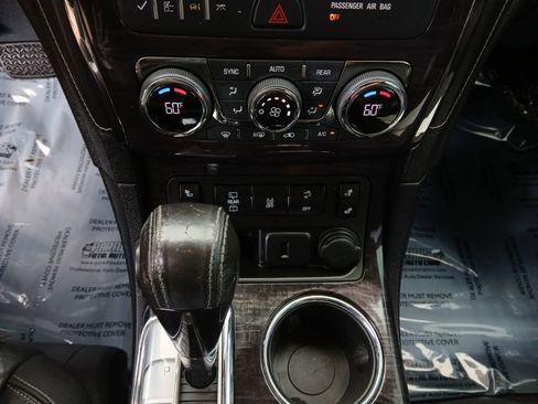 Used 2016 Buick Enclave Leather image 4