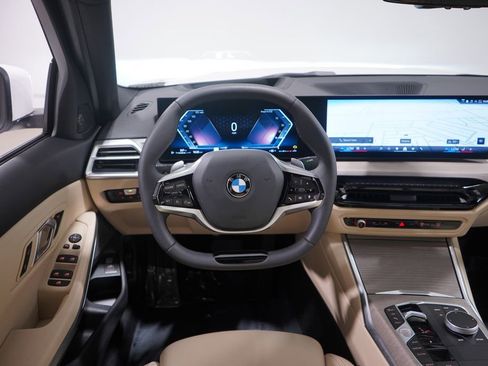Used 2025 BMW 330i xDrive Sedan image 11
