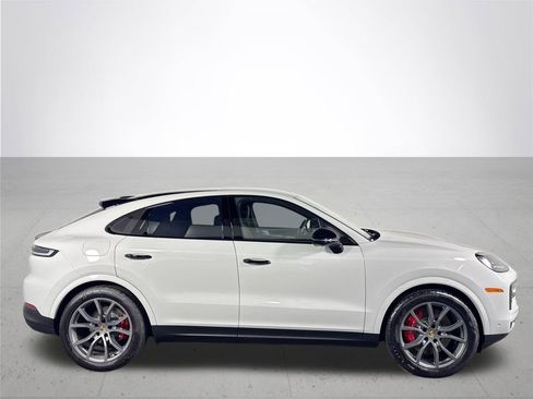 Used 2024 Porsche Cayenne S w/ Premium Package Plus (PP1) image 5