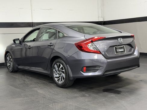Used 2016 Honda Civic EX image 9
