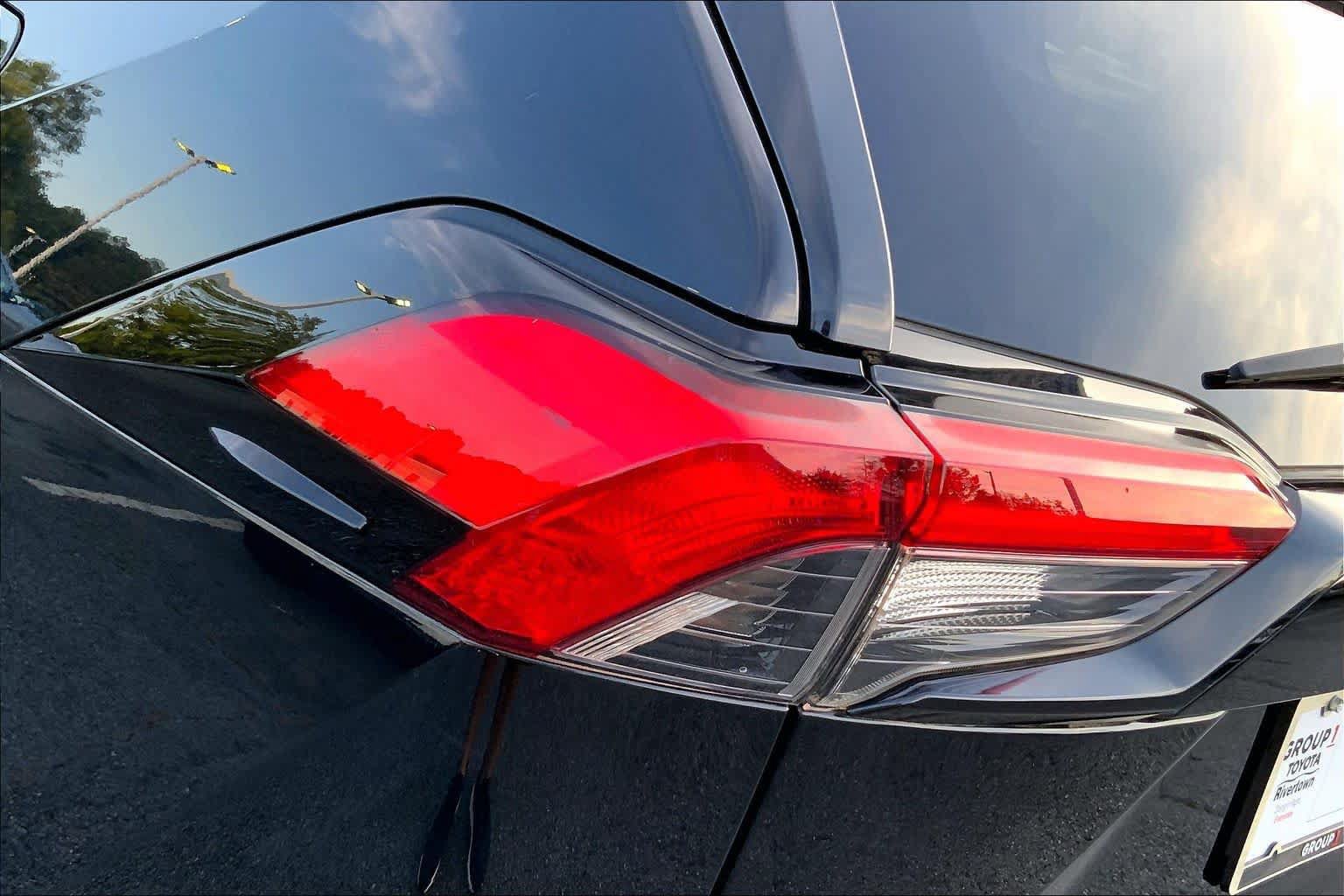 Used 2023 Toyota RAV4 AWD Hybrid image 25
