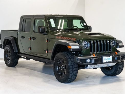 Used 2022 Jeep Gladiator Mojave w/ LED Lighting Group AWD/4WD image 6