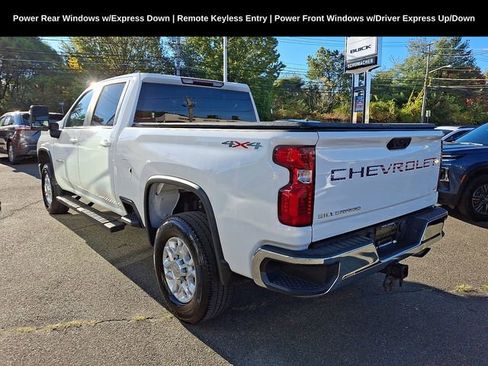 Used 2023 Chevrolet Silverado 3500 LT w/ Snow Plow Prep/Camper Package image 8