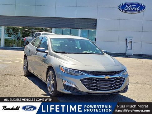 Used 2024 Chevrolet Malibu LT FWD image 1