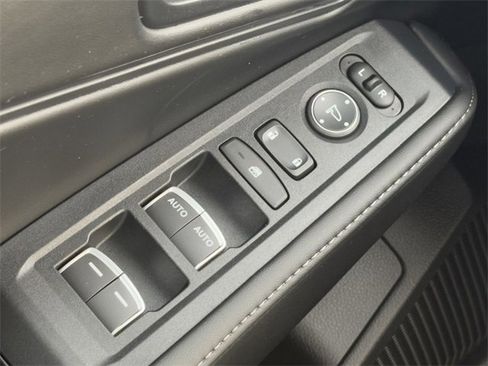 Used 2024 Honda Accord Sport image 32